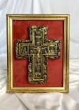 Cruce lucrată manual&ndash; ceramică și foiță aurie