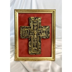 Cruce lucrată manual&ndash; ceramică și foiță aurie