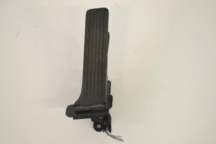 Pedala de accelerație LEXUS GS III GRS19_, UZS19_, URS19_ 2007 OEM: 78120-30A50 2595994