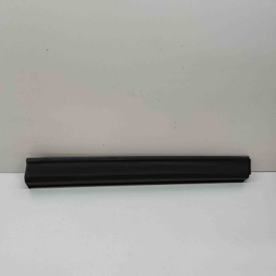 Bandou inferior ușă dreapta față MAZDA CX-5 KF 2021 OEM: KB7W-51-RA0E foto