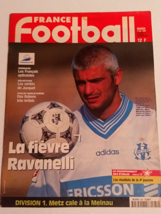 Revista fotbal - &quot;FRANCE FOOTBALL&quot; (07.10.1997)