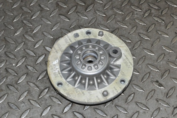 Suport amortizor dreapta față MINI COOPER F55 2018 OEM: 6884183 | 11779047