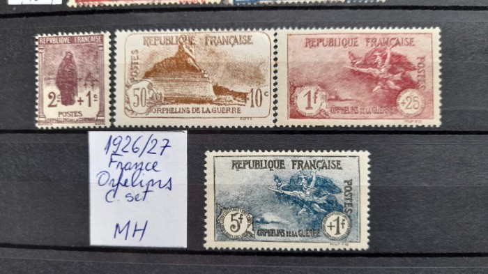1926- Franta-Orphelins-compl.set-MH-YT=+200 E