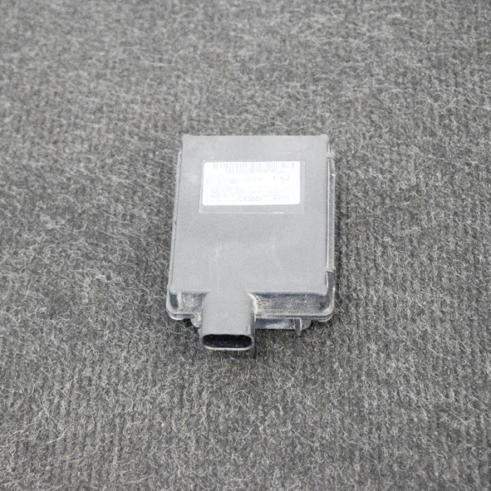 Alt modul de control TESLA MODEL S 2014 OEM: 1020147-00-A 10048838