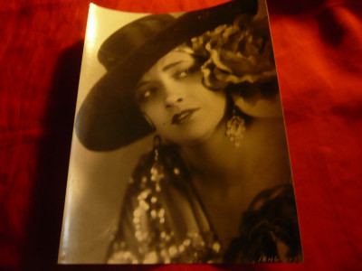 Fotografie a Actritei SUA -Lilian Gish (1893-1993) ,dim.= 17,7x23,3cm foto