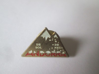 Andorra insigna colectie Andorra anii 90 foto
