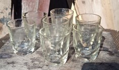Set 7 pahare vechi rom&acirc;nești de lichior, tarie