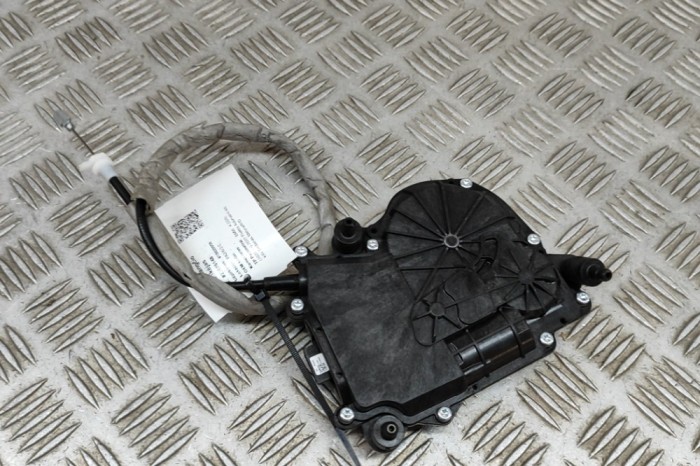Motor soft close haion BMW i4 G26 2022 OEM: 7430626 | 23676148