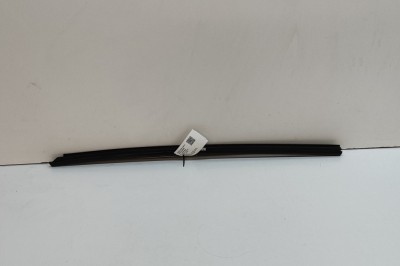 Chedar geam ușă st&amp;acirc;nga spate PORSCHE Taycan 2022 OEM: 9J1839475E | 31801865 foto
