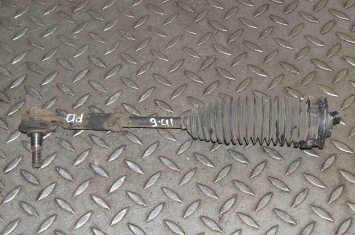 Bieleta de direcție dreapta FORD FIESTA VI 2015 14176181