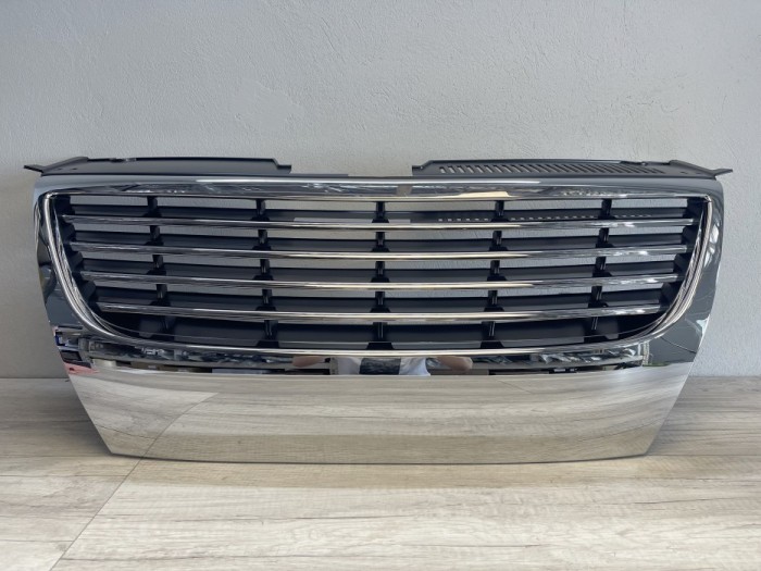 Grila sport tuning fara emblema VW Passat B6 3C crom/negru NOU