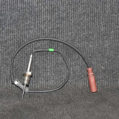 Senzor de temperatură VW PASSAT B7 362 2011 OEM: 03L906088CJ 2121066 foto