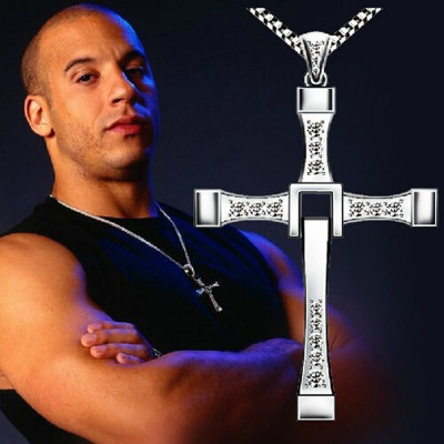 Lantisor cu Pandantiv Cruciulita Fast And Furious Dominic Toretto (Vin Diesel) foto