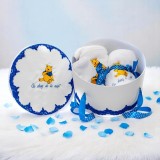 Trusou Botez cu 8 Piese Brodat, Winnie The Pooh, Culoare Albastru Regal - TB07