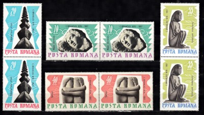 A11 TX9 11 - 1967 - 10 ani de la moartea lui C Brancusi - perechi de doua foto