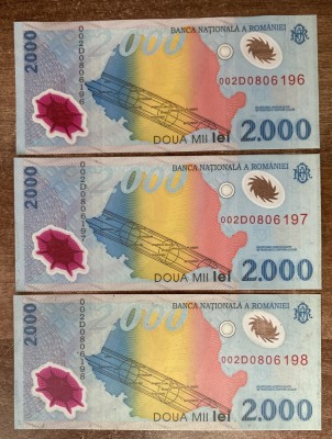 B11 28 - Bancnota foarte veche - Romania - 2000 lei - emisiune 1999 - eclipsa - serii consecutive foto