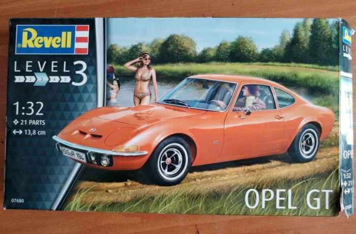 Kit OPEL GT Firma REVELL Cod 07680 Scara 1/32 Piese 18 + 4 CAUCIUC DIORAMA MACHETA FIGURINE ASAMBLARE HOBBY WWII SOLDAȚI GERMANI AMERICANI RUȘI