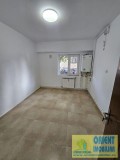 Dacia, parter, 2 camere, gaze, nemobilat, birou de inchiriat