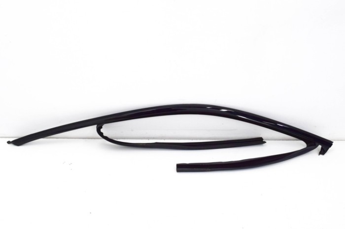 Bandou superior ușă st&acirc;nga față BMW X7 G07 2019 OEM: 7428671 21268455