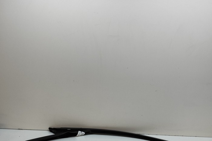 Bandou superior ușă st&acirc;nga față BMW 5 G30 2019 OEM: 7390113,7336963 31282607
