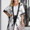 J755-211 Kimono cu print abstract si ciucurei in partea inferioara