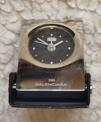 CEAS ELEGANT CUARTZ MASA BIROU OFFICE INOX ARGINTIU BALENCIAGA foto