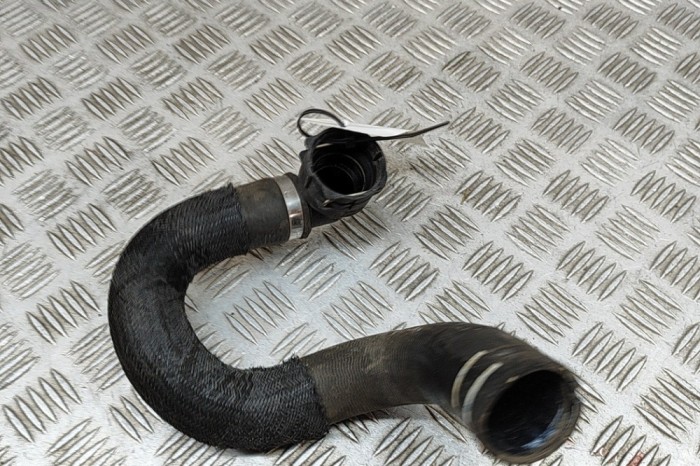 Furtun de lichid de răcire MASERATI GHIBLI M157 2022 OEM: 670213890 25719902