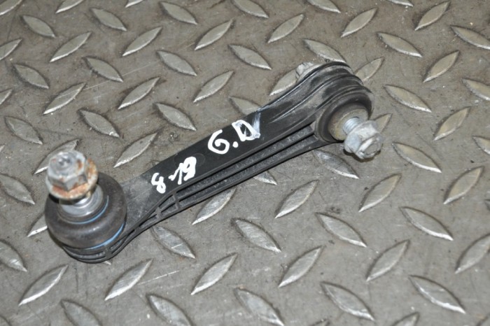 Bieleta stabilizatoare dreapta spate BMW 7 G11, G12 2018 OEM: 6869096 | 11247746