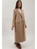PALTON LUNG FARA BUZUNARE CU CAPTUSEALA INCHIDERE IN 2 NASTURI GLORIA CAMEL S Camel
