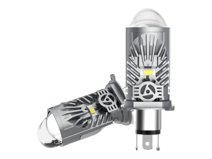 Set 2 Becuri LED H4 cu Lupa, SUPER CSP, Putere 150W si 27.000 Lumeni, Ventilator Integrat, Cu cipuri CSP 7035, 6000K Alb Rece, fara eroare de bec ars