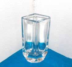 Vază cristal masiv (full lead 28% PbO), suflată și fasetată manual - Diamond - semnată Sigurd Persson, KOSTA Glasbruk, Suedia