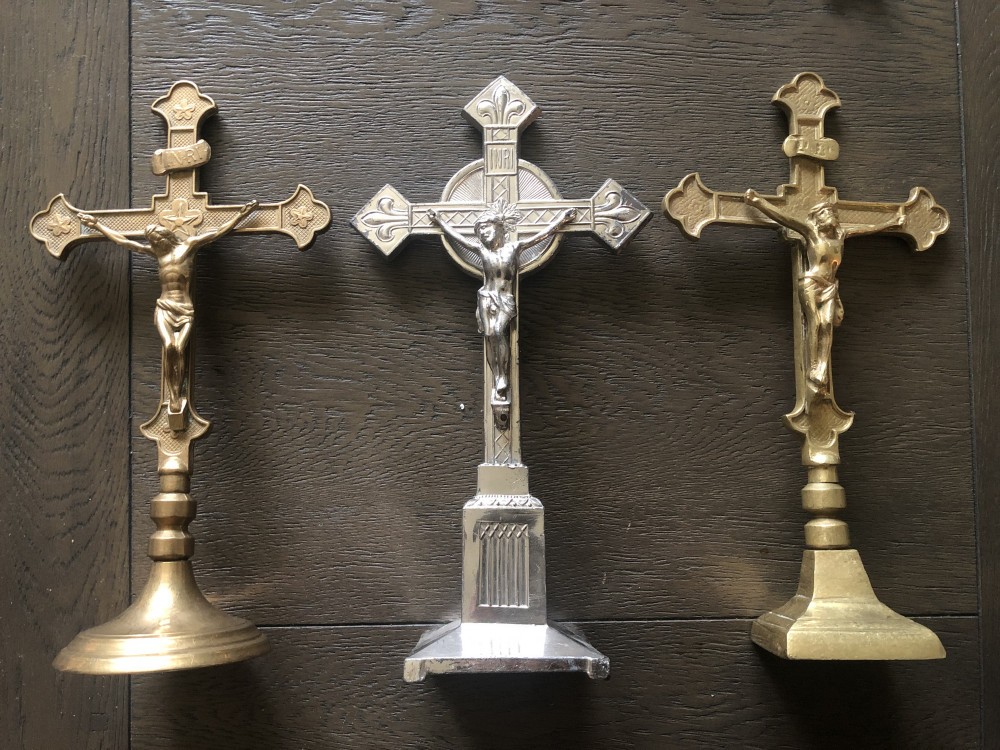 Cruce,crucifix cu Isus rastignit | arhiva Okazii.ro