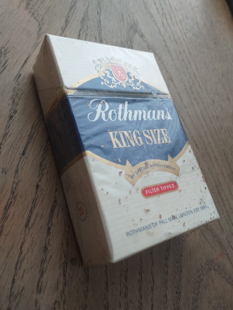 PACHET DE TIGARI, PERIOADA COMUNISTA ROTHMANS KING SIZE | arhiva Okazii.ro