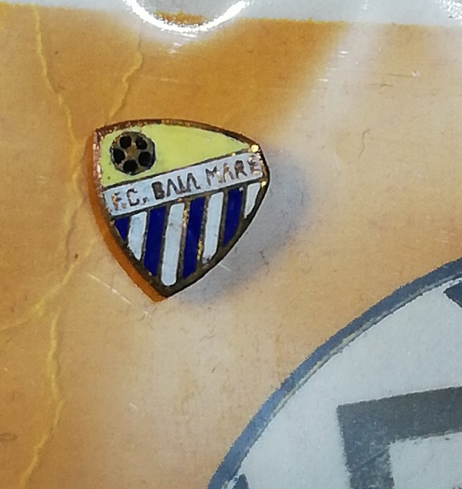 FANION FOTBAL BAIA MARE + INSIGNA