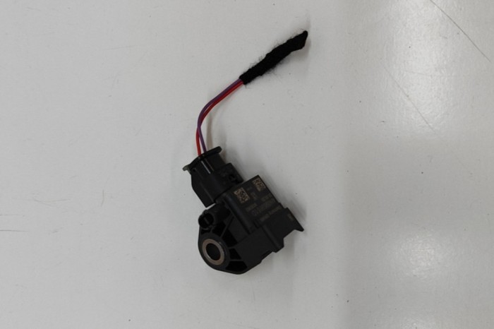 Senzor de impact dreapta spate PORSCHE CAYENNE 9Y0/9Y3 2023 OEM: 4N0959651D | 29253924
