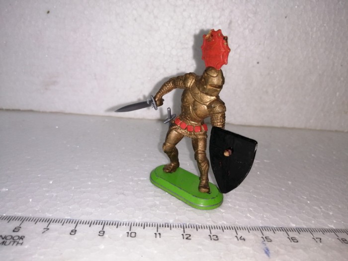 bnk jc Britains Ltd 1058 - cavaler cu sabie