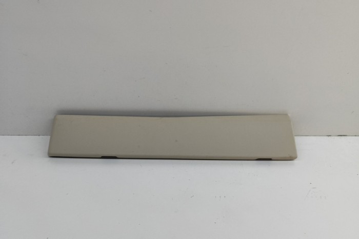 Ornament inferior planșa de bord TESLA MODEL X 2018 OEM: 1002301-22-B 30381377