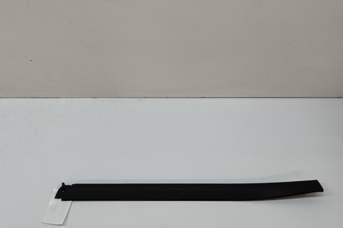 Ornament prag dreapta spate PORSCHE CAYENNE Coupe 9YB 2023 OEM: 9Y0853540 30747515