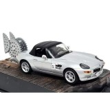 Macheta Bmw Z8 James Bond Argintiu 1:43 replica metal