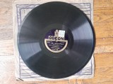 Disc GRAMOFON , Patefon . LA TOURNANTE - LE MISTRAL