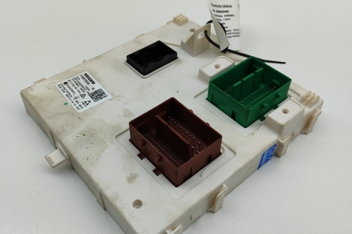 Modul de confort VOLVO XC40 536 2025 OEM: 31684742AA 30942492