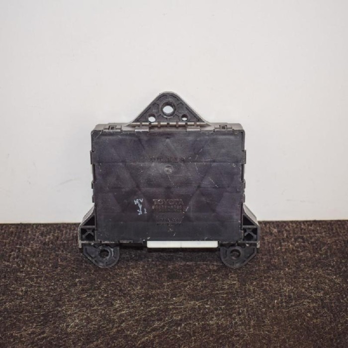 Alt modul de control TOYOTA PRIUS Hatchback _W2_ 2008 OEM: 88650-47051177600-3362 | 2953559