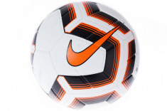 Mingi de fotbal Nike Strike Team Ball SC3535-101 alb foto