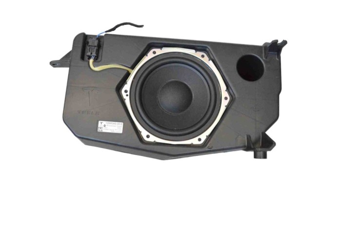 Subwoofer TESLA MODEL X 2019 OEM: 1050085-00-E