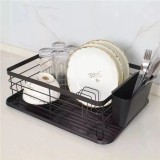 Scurgator negru pentru vase &ndash; Eleganta si organizare in bucataria ta moderna