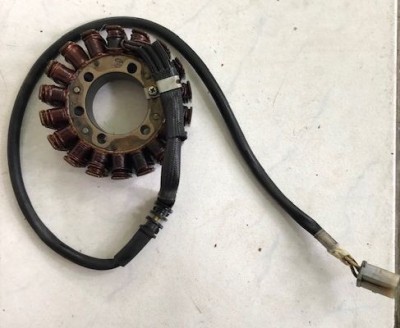 Honda VFR750F RC36 1990-1993 Stator generator foto