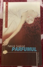 Parfumul - Autor: Patrick Suskind