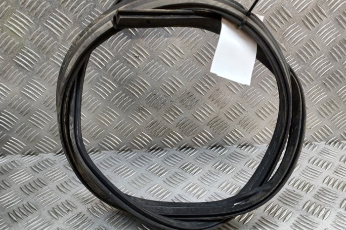 Garnitura de cauciuc motor MERCEDES-BENZ SPRINTER 3,5-t Platform / Chassis 907 2021 OEM: A9108870000 31022064