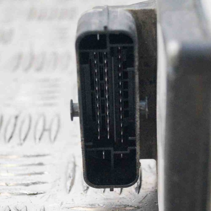 Pompa ABS VW PASSAT B6 3C2 2008 OEM: Sedan | 2514626