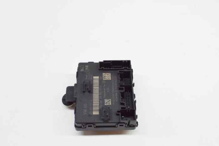 Modul de control ușă st&acirc;nga spate AUDI Q4 Sportback F4N 2022 OEM: 1EB959597A | 20228688